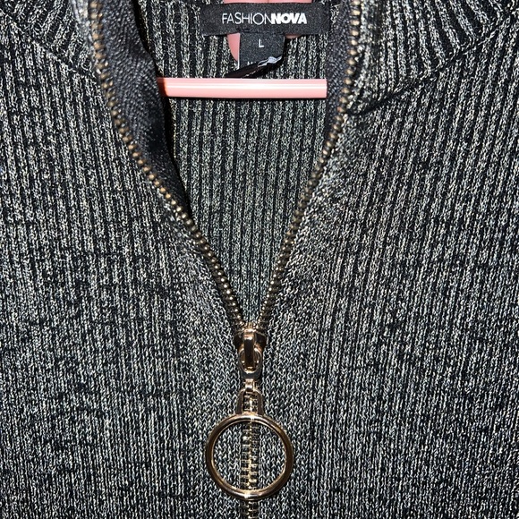 Gold Toned, Sexy Mini/MIDI Dress. - Picture 3 of 3